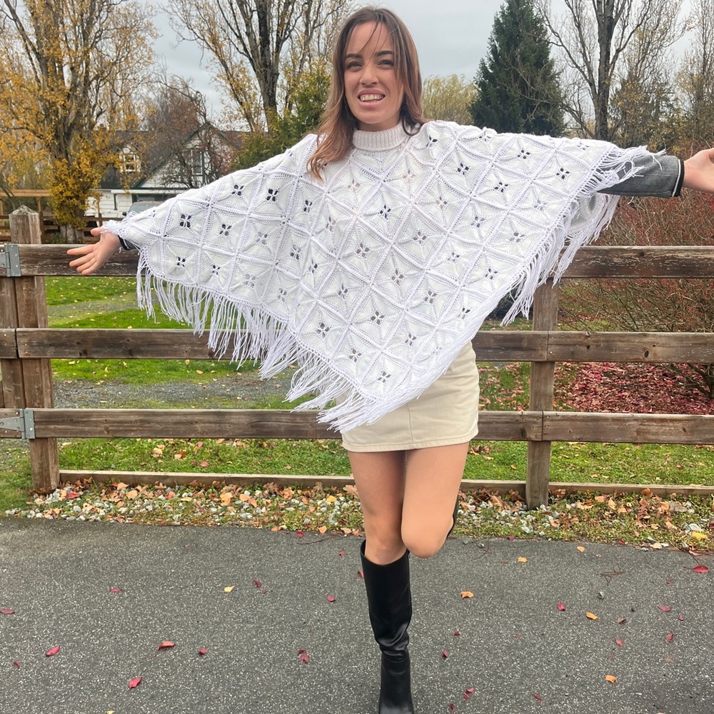 HANDCRAFTED LEATHER KNIT FRINGE PONCHO